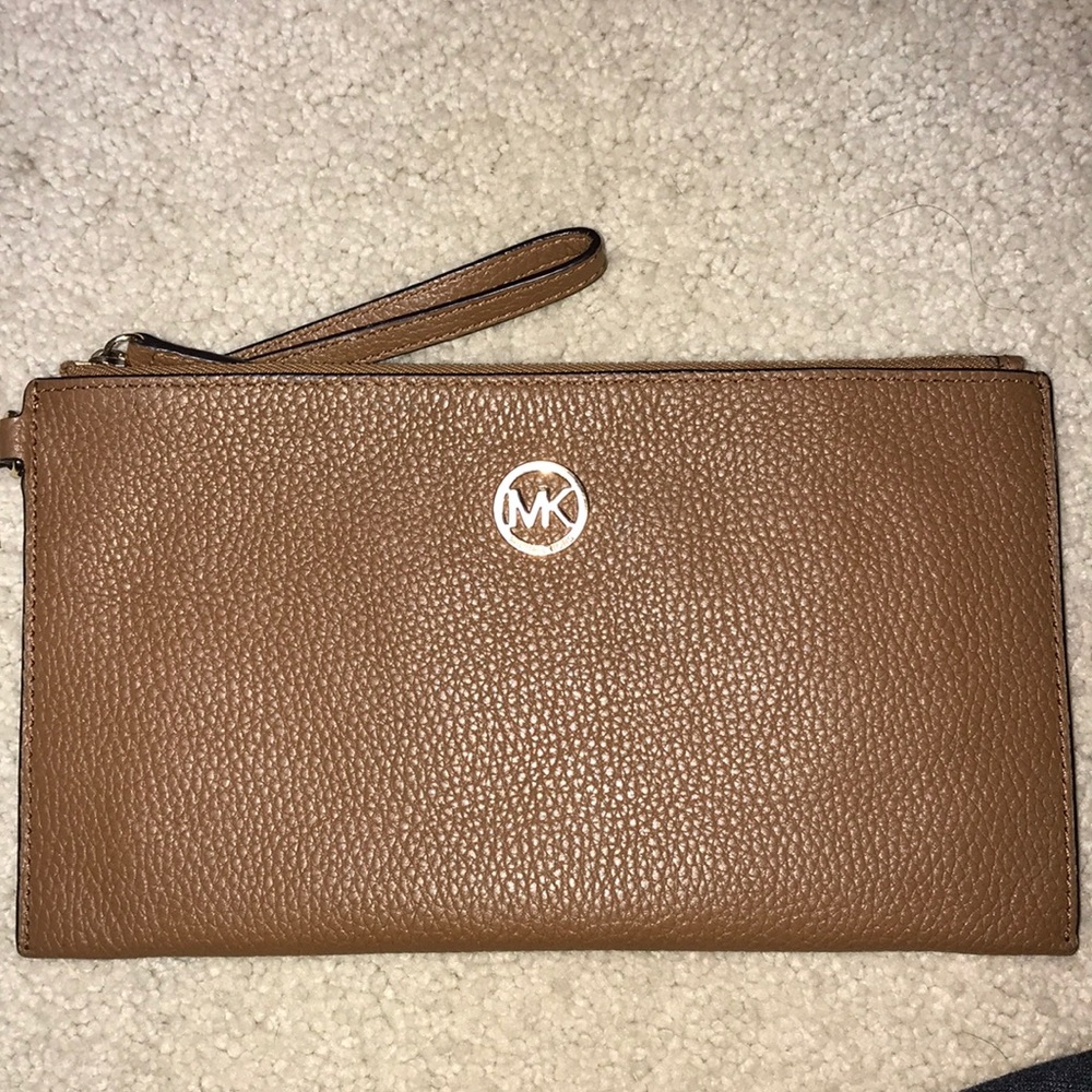 Michael Kors Wristlet